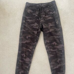 Athleta Camo Farallon Joggers